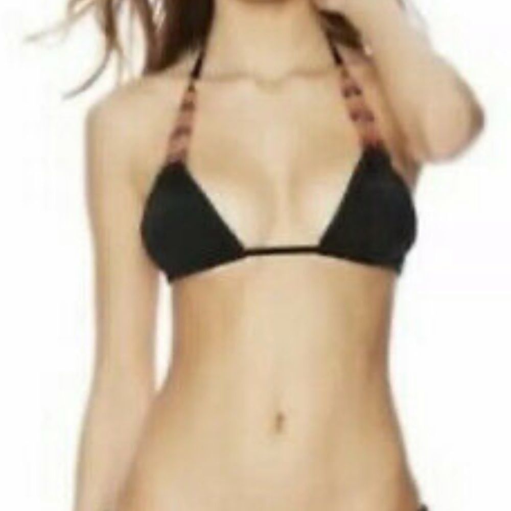 Beach Bunny Out of Your League Bikini Top Black - Picture 3 of 10
